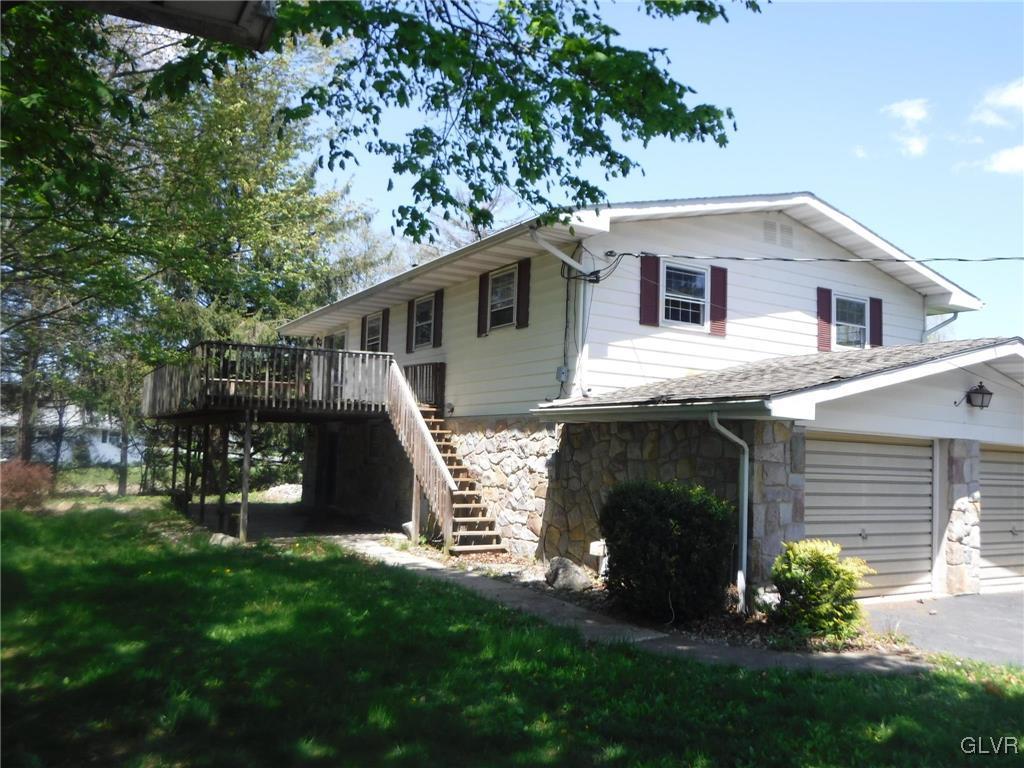 1439 Church Road Wind Gap, PA 18091 - Photo 4 of 20