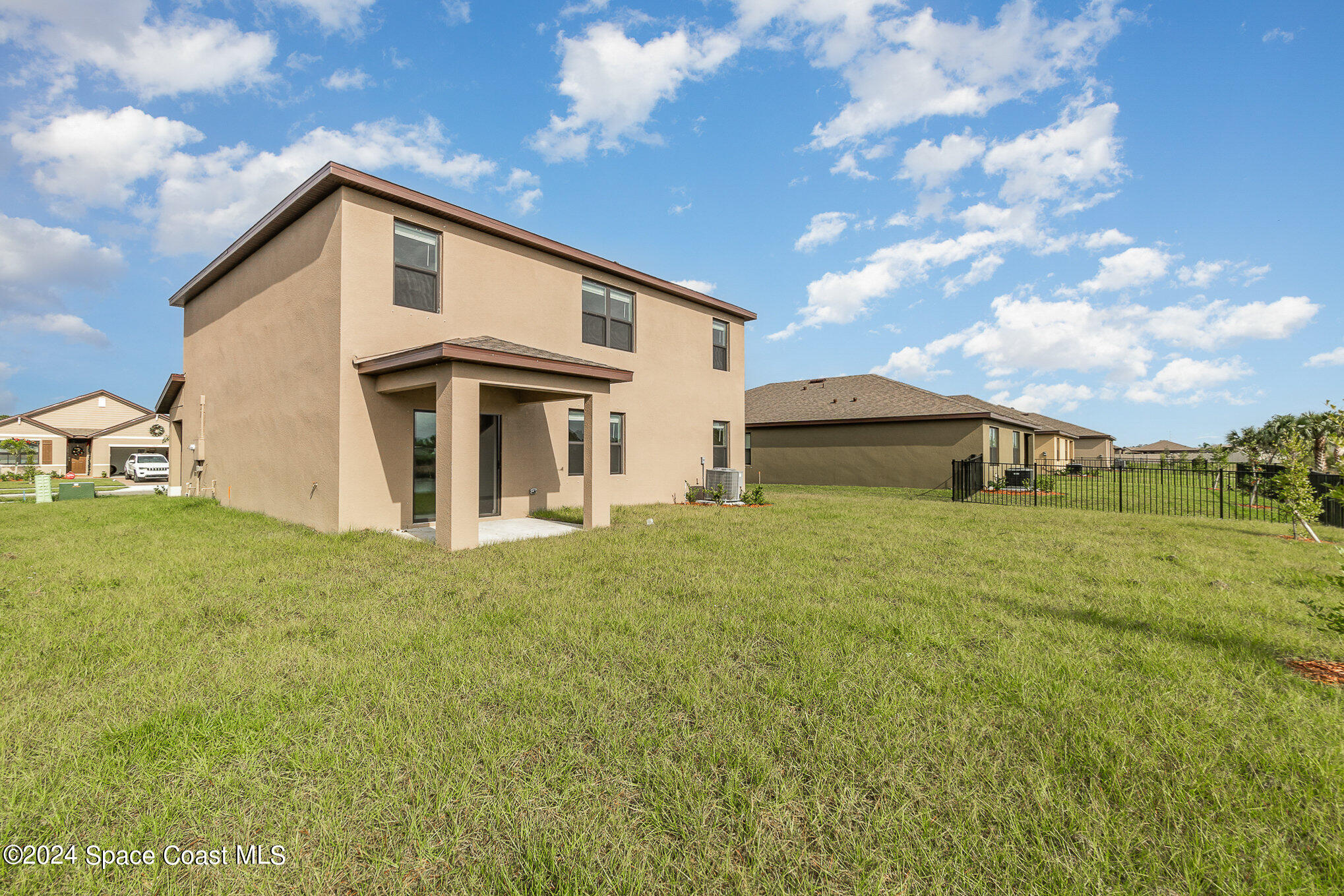 1811 Saxton Road Cocoa, FL 32926 - Photo 19 of 68 020_5117_marble_street_45-edit