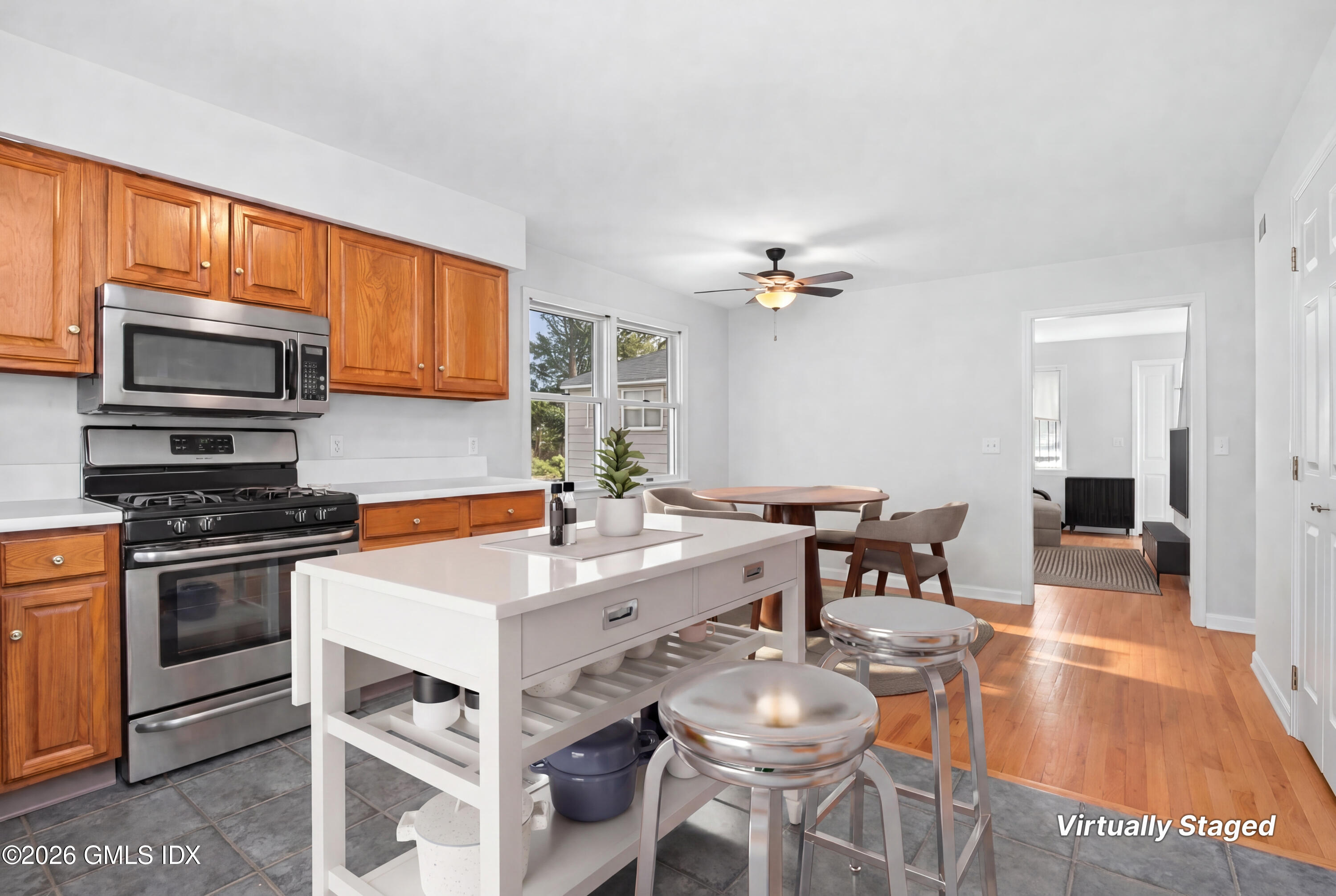 21 Division Street Greenwich, CT 06830 - Photo 14 of 37 11 - DSTW
