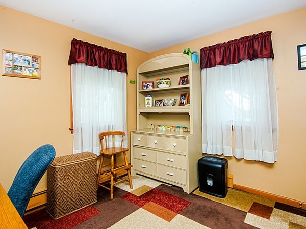 55 Harrington Road Waltham, MA 02452 - Photo 20 of 29 Gallery Image 20