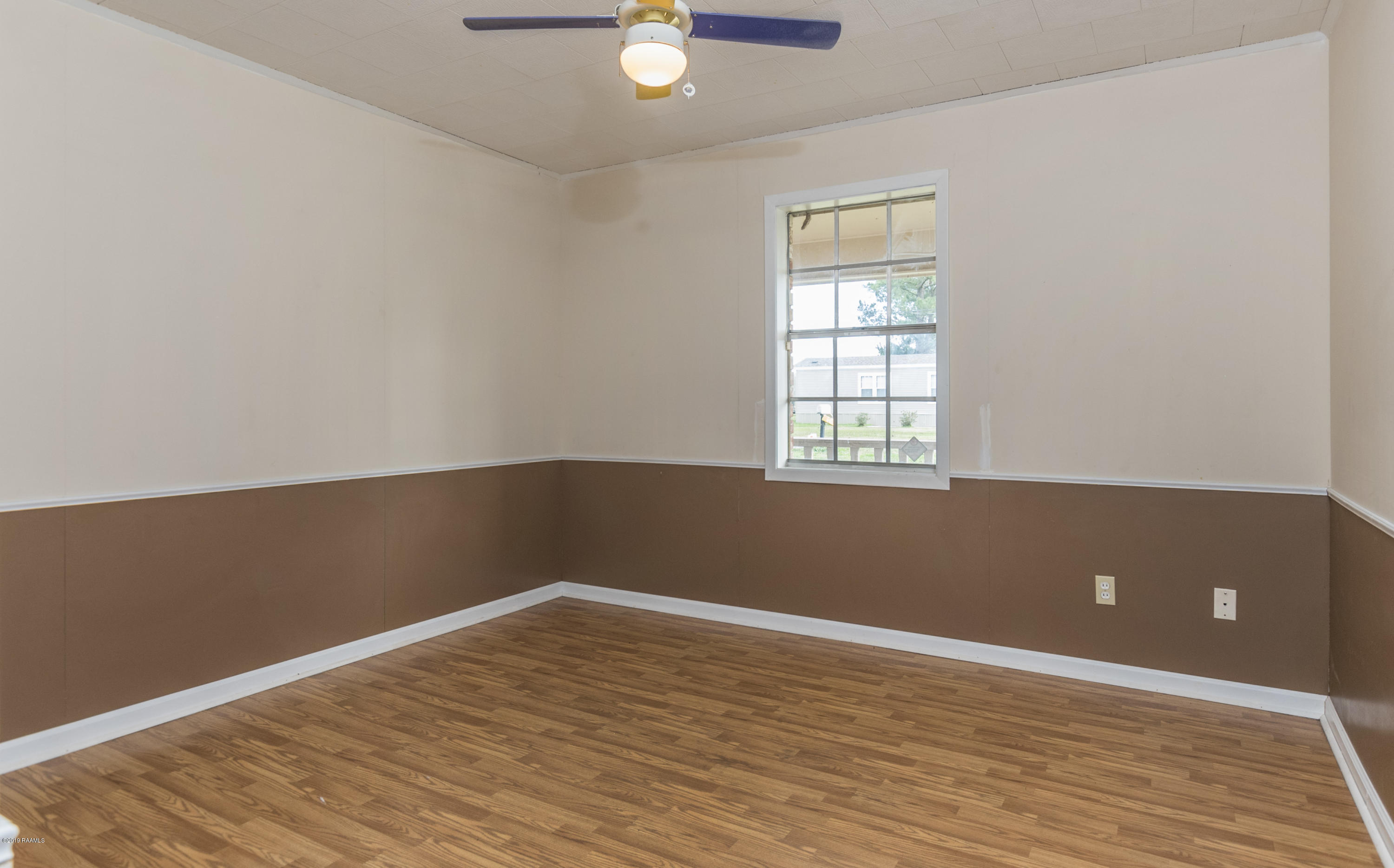147 Lee Road Eunice, LA 70535 - Photo 6 of 32 2nd Bedroom 1