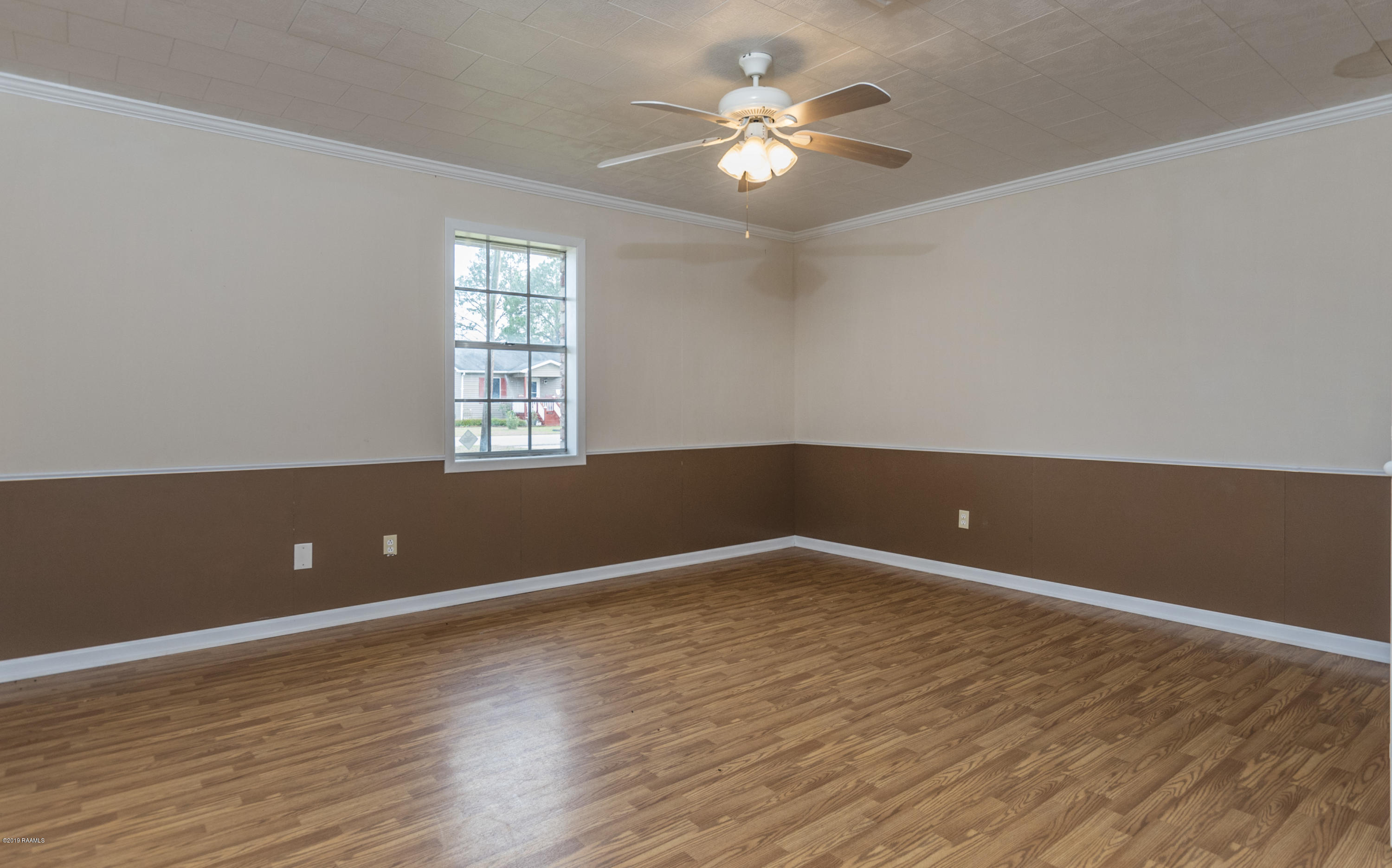 147 Lee Road Eunice, LA 70535 - Photo 8 of 32 3rd Bedroom 1