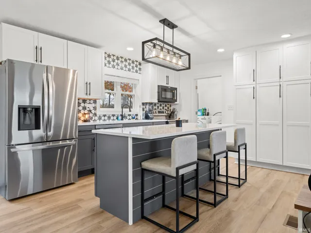 $279,000 | 1477 Yockey Road, Mitchell, IN 47446