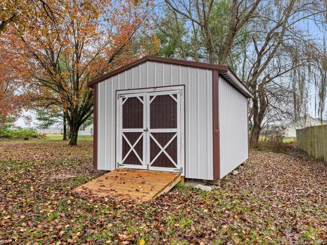 $279,000 | 1477 Yockey Road, Mitchell, IN 47446