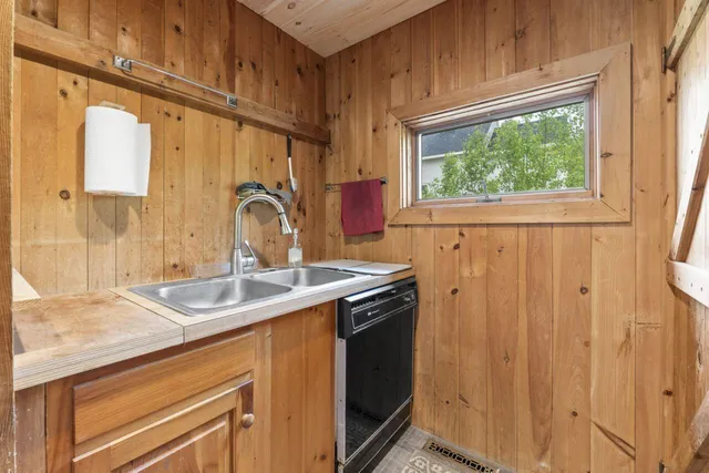 $610,000 | 33 Lilly Lane, Appleton, ME 04862