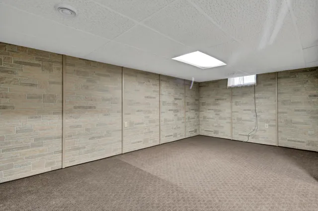 $330,000 | 1175 Valley View Road, Lake City, MN 55041