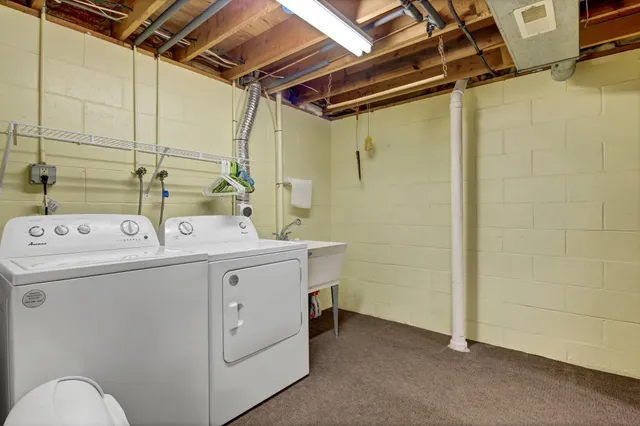 $330,000 | 1175 Valley View Road, Lake City, MN 55041