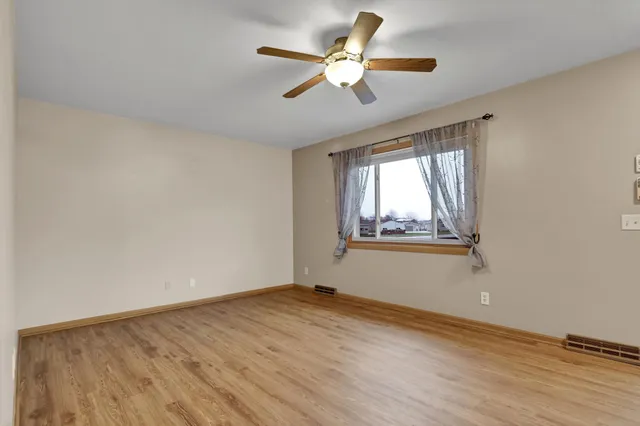 $330,000 | 1175 Valley View Road, Lake City, MN 55041