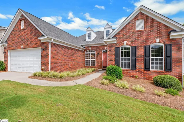 $399,000 | 103 Bedfordton Court, Simpsonville, SC 29681