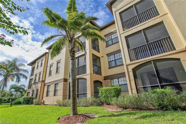 $1,955 | 13010 Positano Circle, Unit 102, Naples, FL 34105
