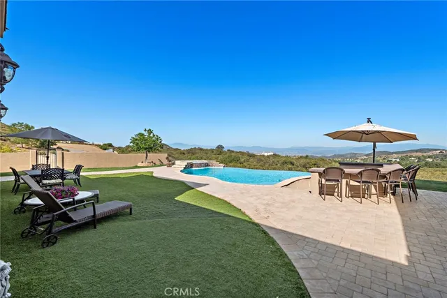 $2,495,000 | 38150 VÃa Huerta, Murrieta, CA 92562