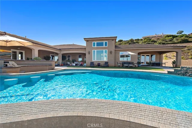 $2,495,000 | 38150 VÃa Huerta, Murrieta, CA 92562