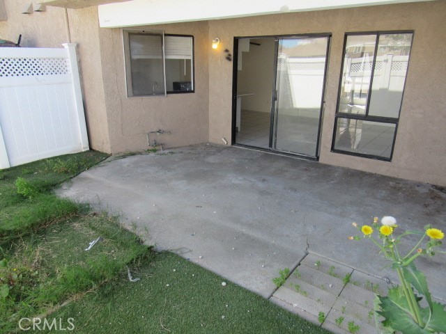 44583 La Paz Road Temecula, CA 92592 - Photo 11 of 32 backyard entry
