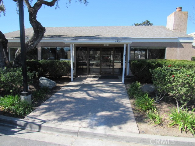 44583 La Paz Road Temecula, CA 92592 - Photo 24 of 32 clubhouse