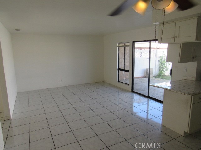 44583 La Paz Road Temecula, CA 92592 - Photo 8 of 32 family room