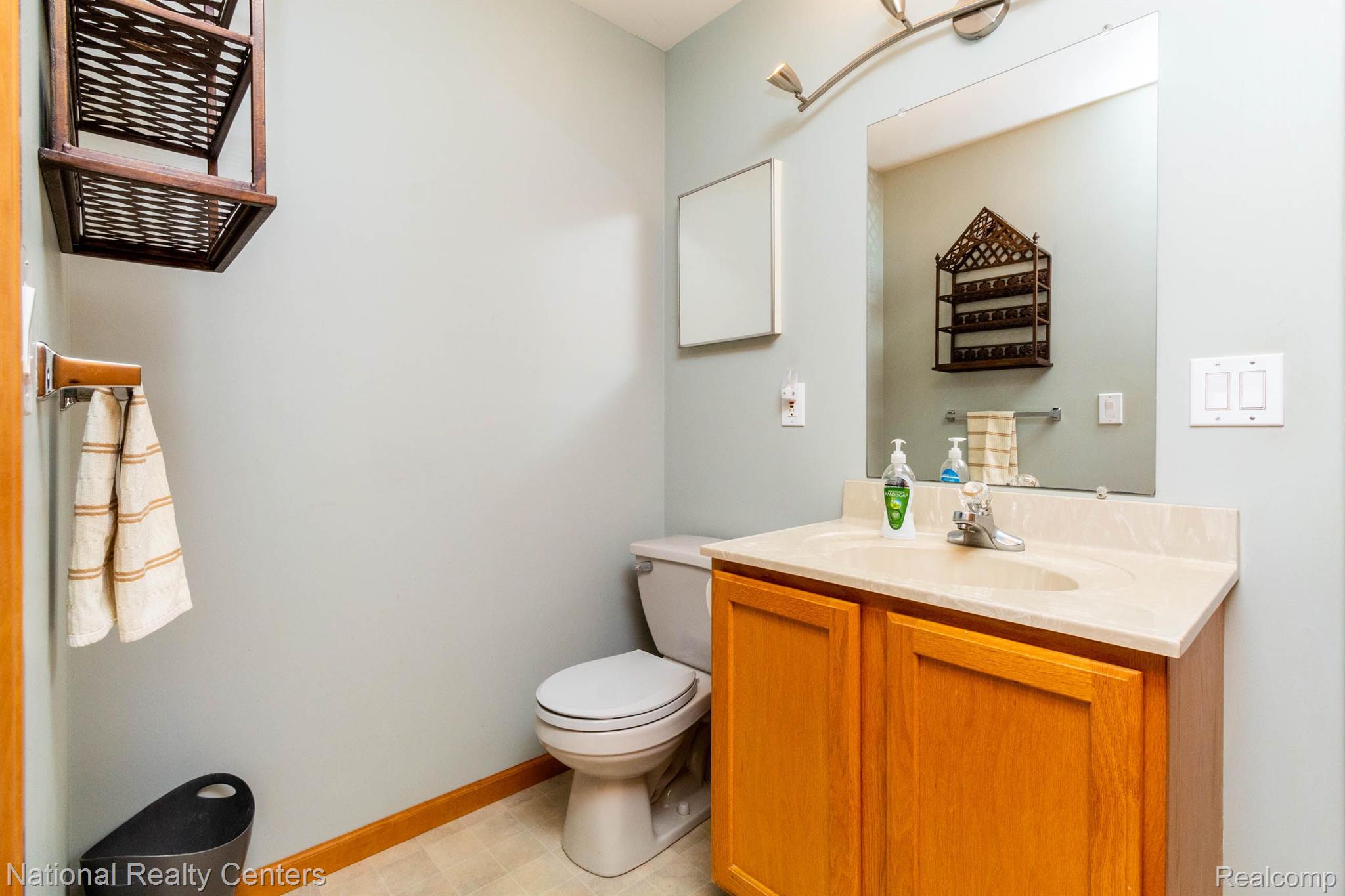 67573 Haven Ridge Road New Haven, MI 48050 - Photo 33 of 54 JACK-AND-JILL HALF BATH OFF 1ST FLOOR BEDROOM