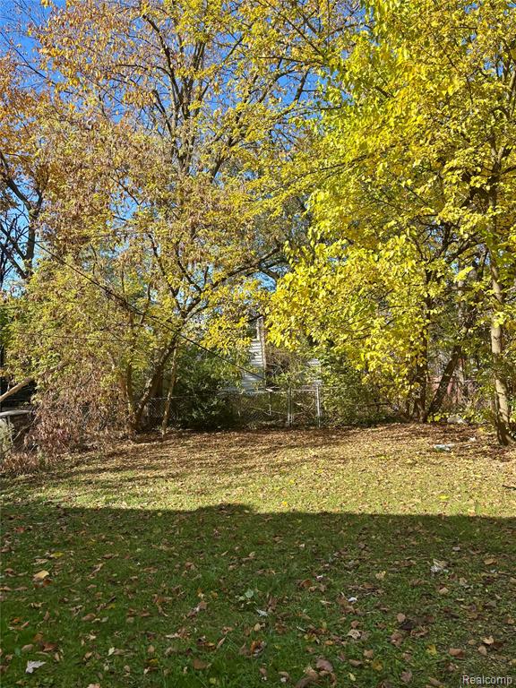 19249 Kelly Road Detroit, MI 48225 - Photo 3 of 8 Gallery Image 3
