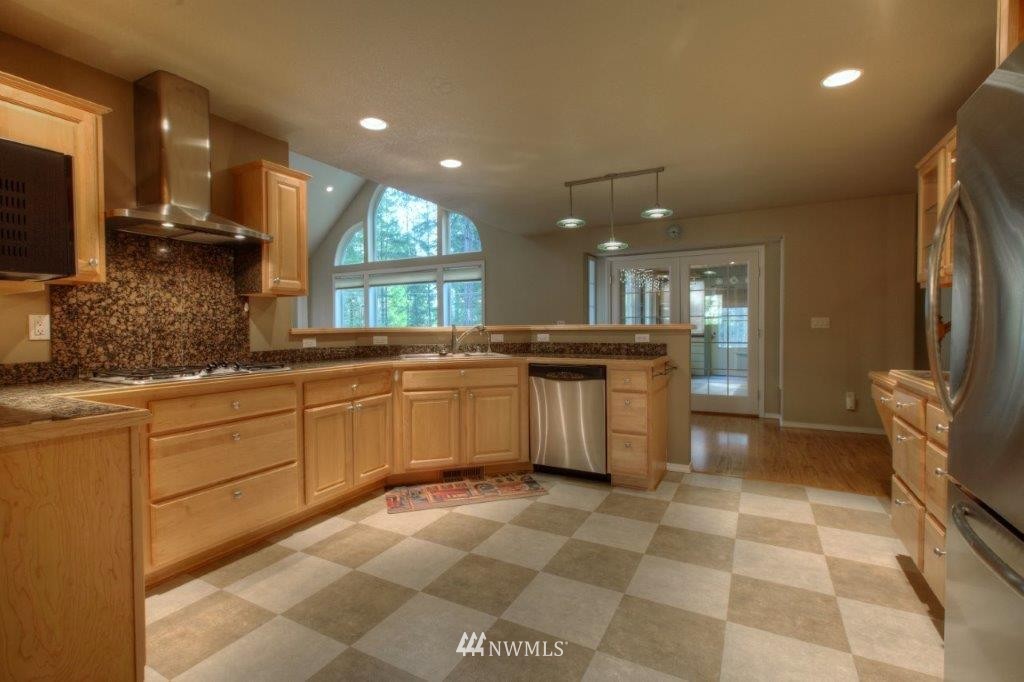 21 East Rhododendron Court Union, WA 98592 - Photo 10 of 25 Gallery Image 10