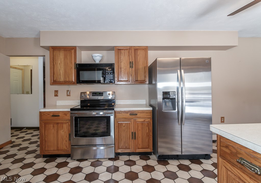 17445 Messenger Road Chagrin Falls, OH 44023 - Photo 10 of 32 Gallery Image 10
