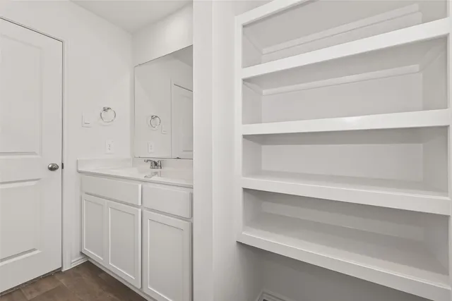 $2,650 | 3830 Matias River Court, Fulshear, TX 77423