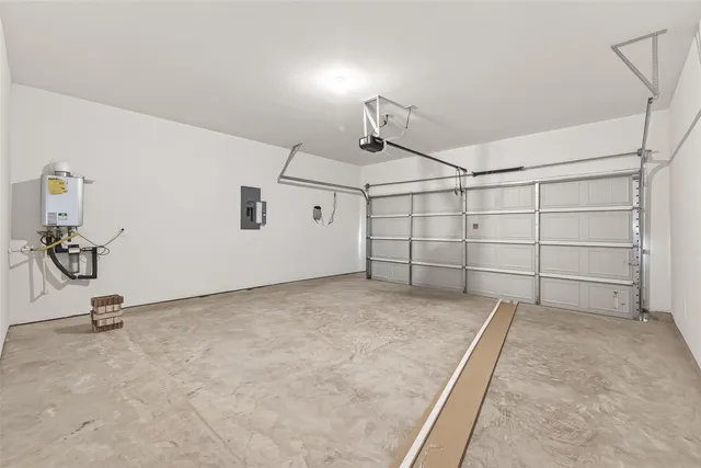 $2,650 | 3830 Matias River Court, Fulshear, TX 77423