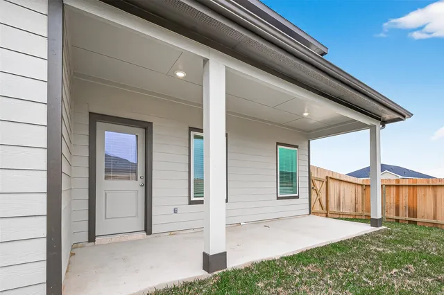 $2,650 | 3830 Matias River Court, Fulshear, TX 77423