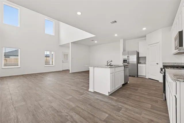 $2,650 | 3830 Matias River Court, Fulshear, TX 77423