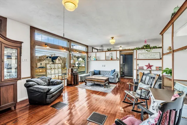 $874,900 | 896 Sandwich Road, Sagamore, MA 02561