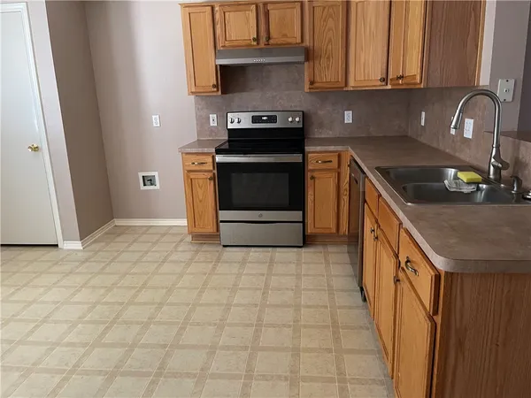 $1,600 | 1742 Overland Trail, Corpus Christi, TX 78410