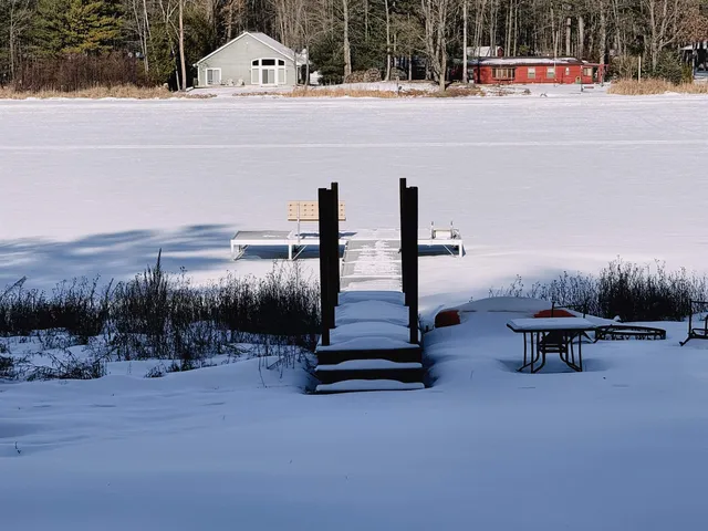 $58,800 | 6360 Wayfaring Lane, Oconto, WI 54153