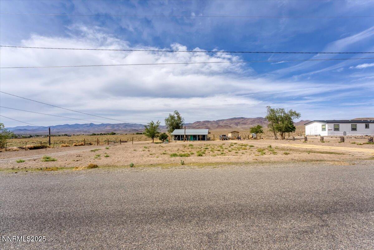 4895 Cheyenne Trail Stagecoach, NV 89429 - Photo 51 of 52 a view of beach and city