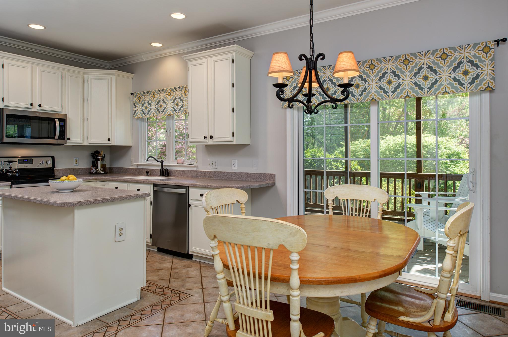512 Duff Road Northeast Leesburg, VA 20176 - Photo 17 of 32 Gallery Image 17