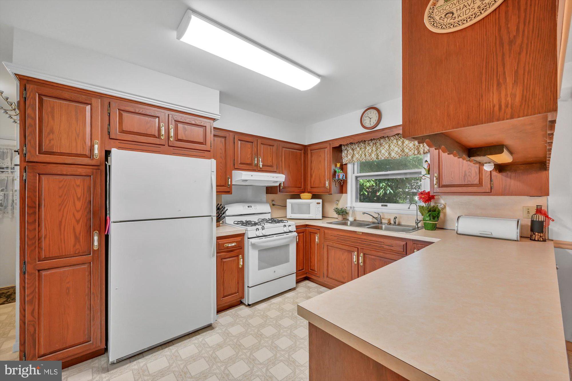 218 Audrey Drive Lititz, PA 17543 - Photo 13 of 30 Gallery Image 13