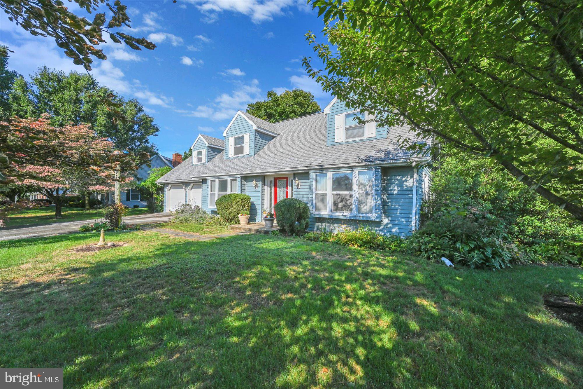 218 Audrey Drive Lititz, PA 17543 - Photo 2 of 30 Gallery Image 2