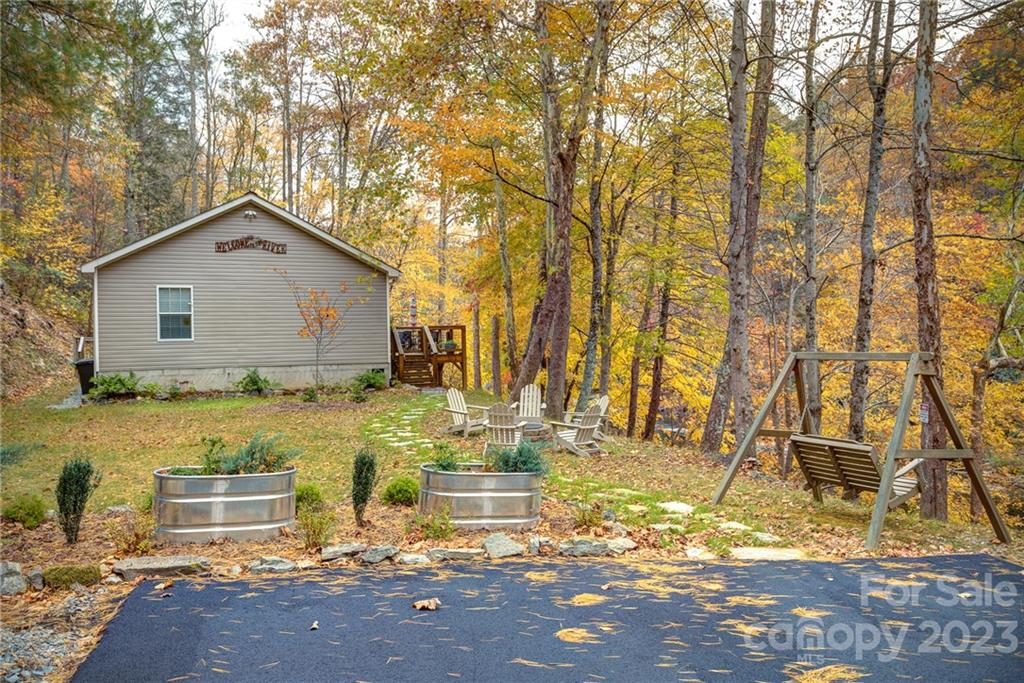 4650 Bethel Road Sugar Grove, NC 28679 - Photo 3 of 48 Gallery Image 3