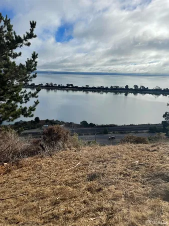 $3,500,000 | 2 Bayshore Boulevard, Brisbane, CA 94005