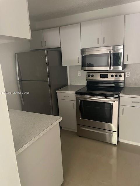 7101 Southwest 129th Avenue, Unit 6 Miami, FL 33183 - Photo 6 of 13