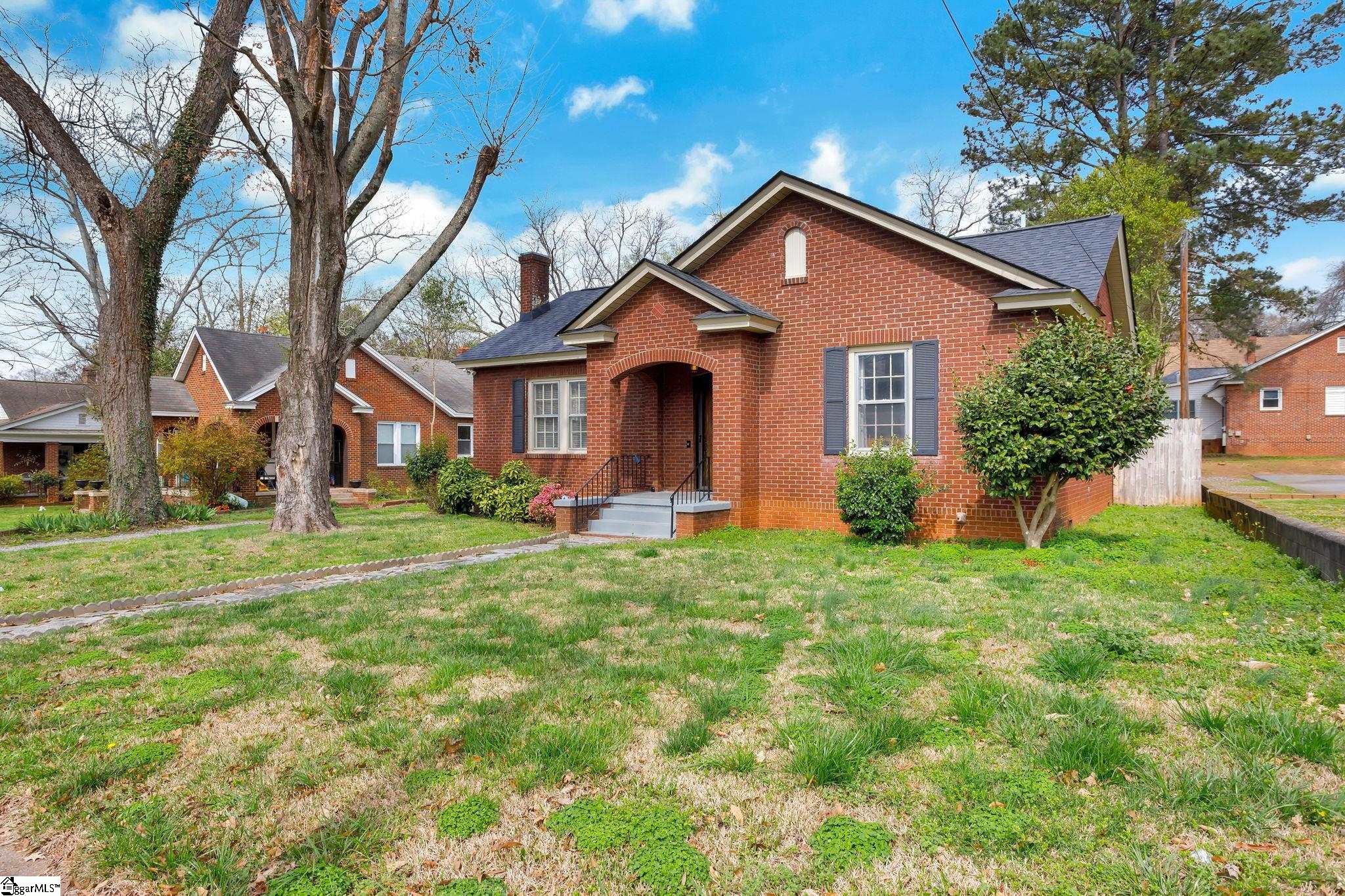 209 Cater Street Anderson, SC 29621 - Photo 4 of 36