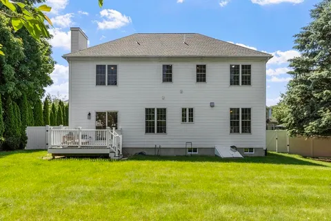 $1,598,000 | 9 Meeting House Circle, Bedford, MA 01730