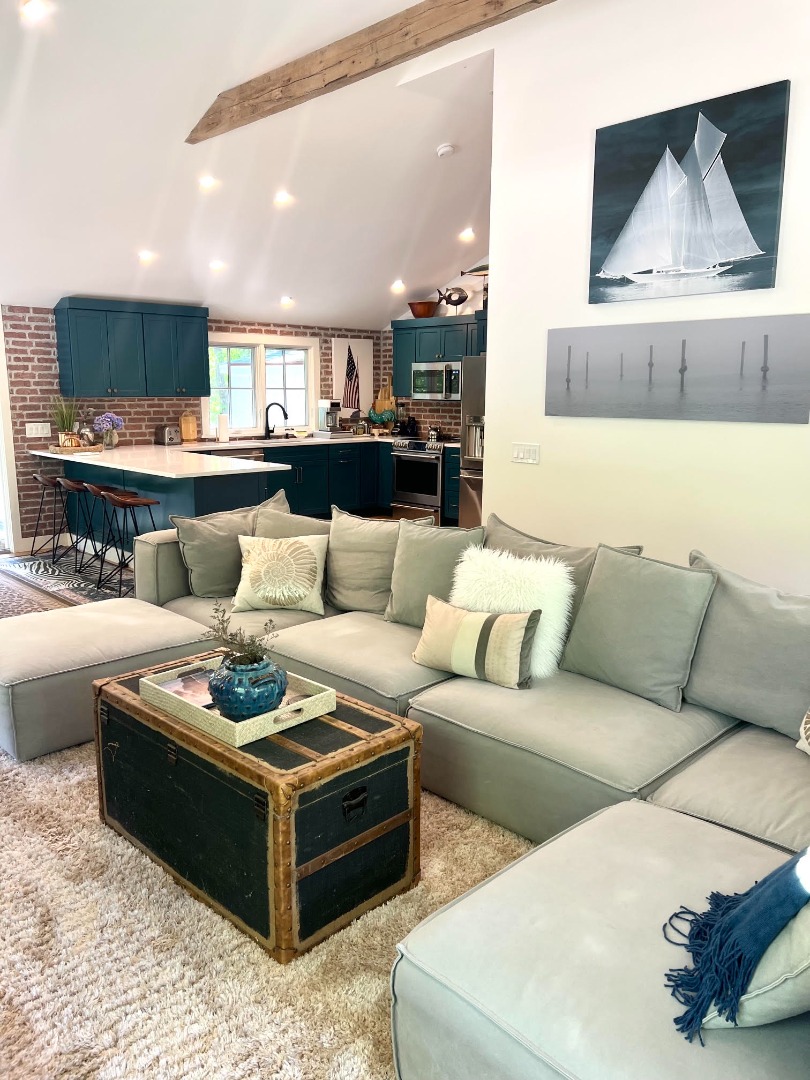 42 Marthas Road Edgartown, MA 02539 - Photo 7 of 28 Gallery Image 7
