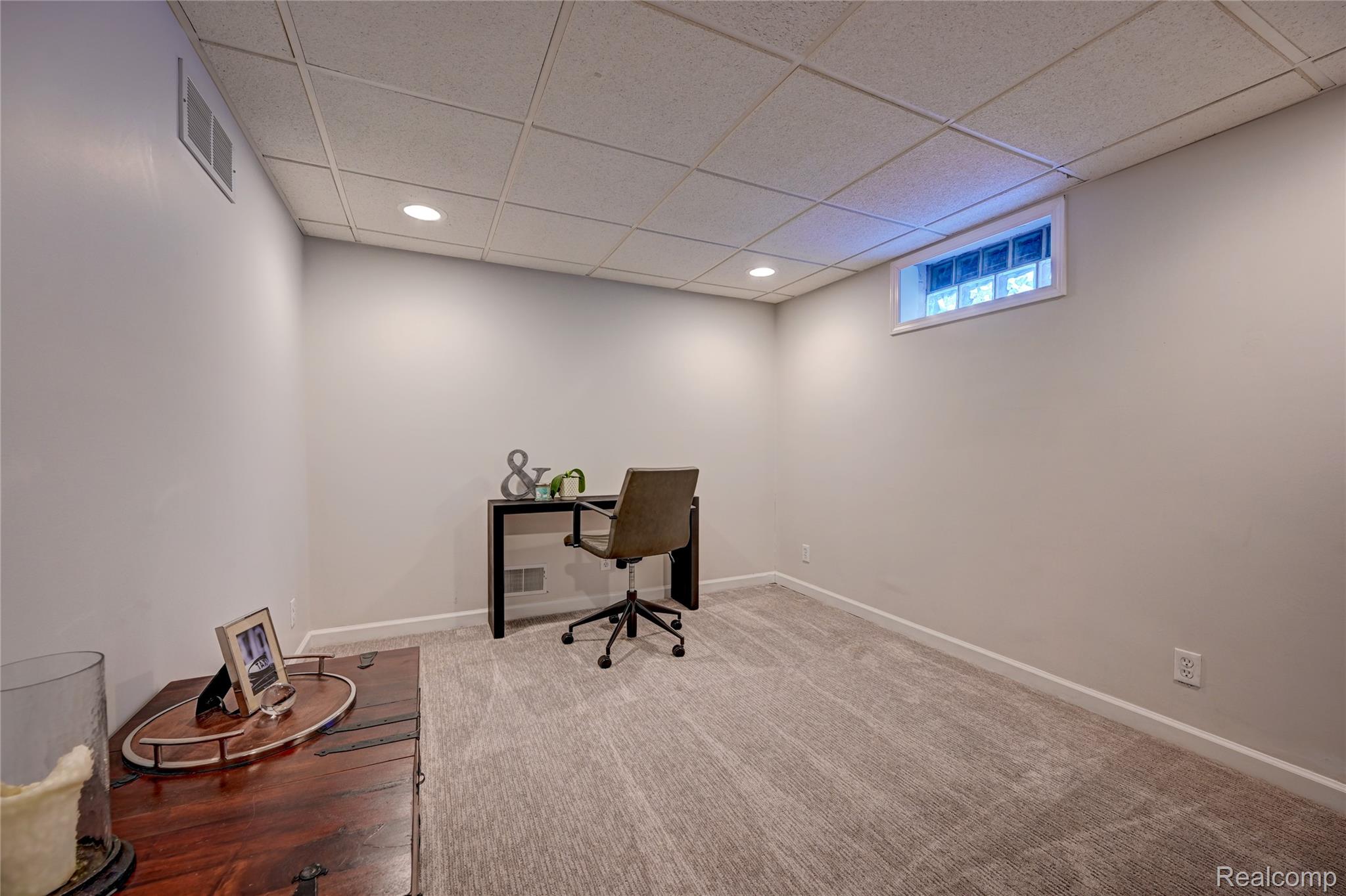 6200 Overlook Road Clarkston, MI 48346 - Photo 33 of 48 Basement room 2