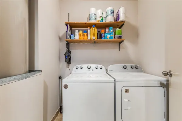 $2,600 | 1505 Elm Street, Unit 204, Dallas, TX 75201