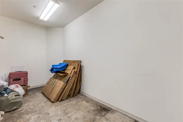 $2,600 | 1505 Elm Street, Unit 204, Dallas, TX 75201