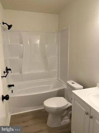 $2,200 | 602 South Dove Road, Unit B, Yardley, PA 19067