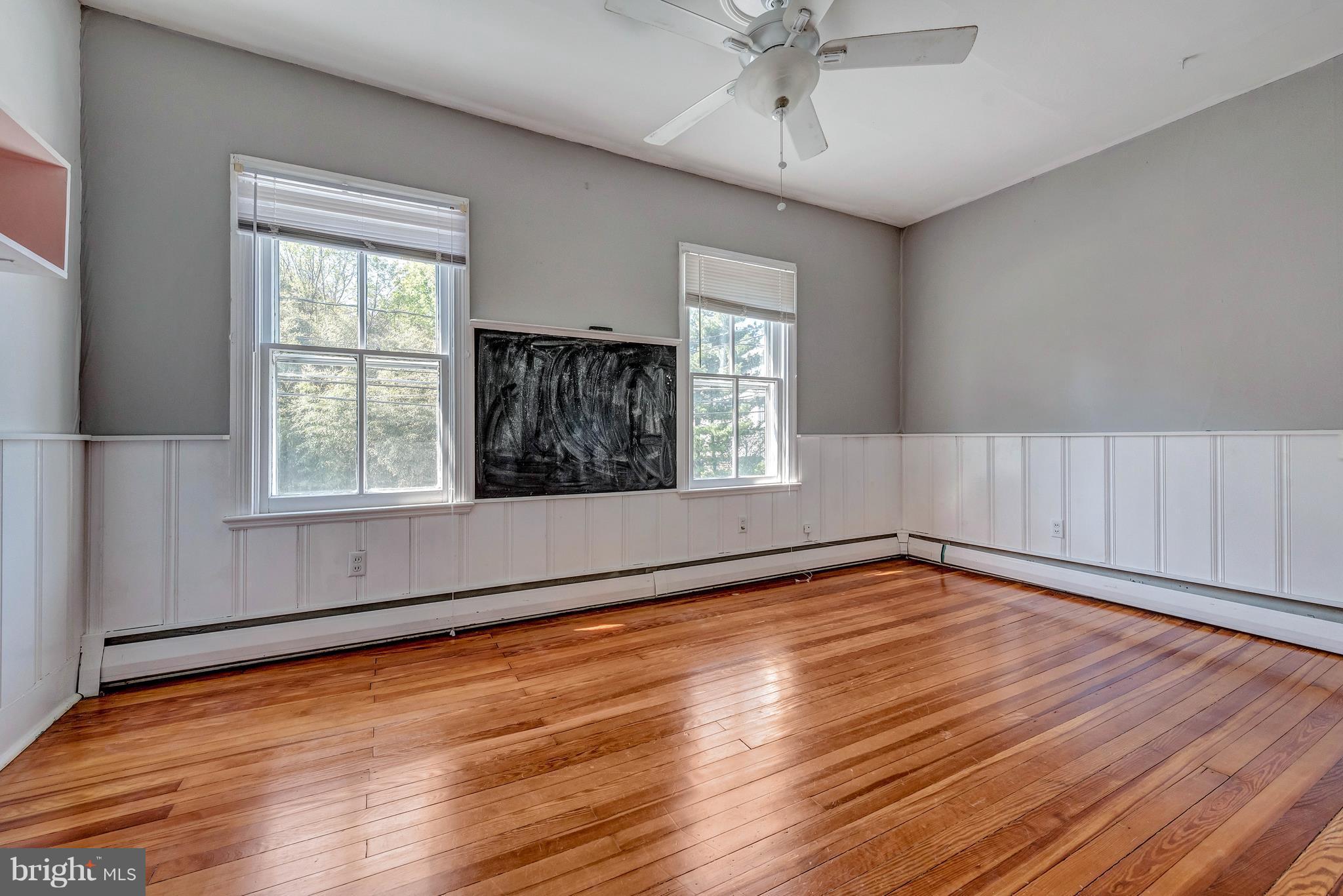 18031 Barnesville Road Barnesville, MD 20838 - Photo 25 of 30 Bedroom #2