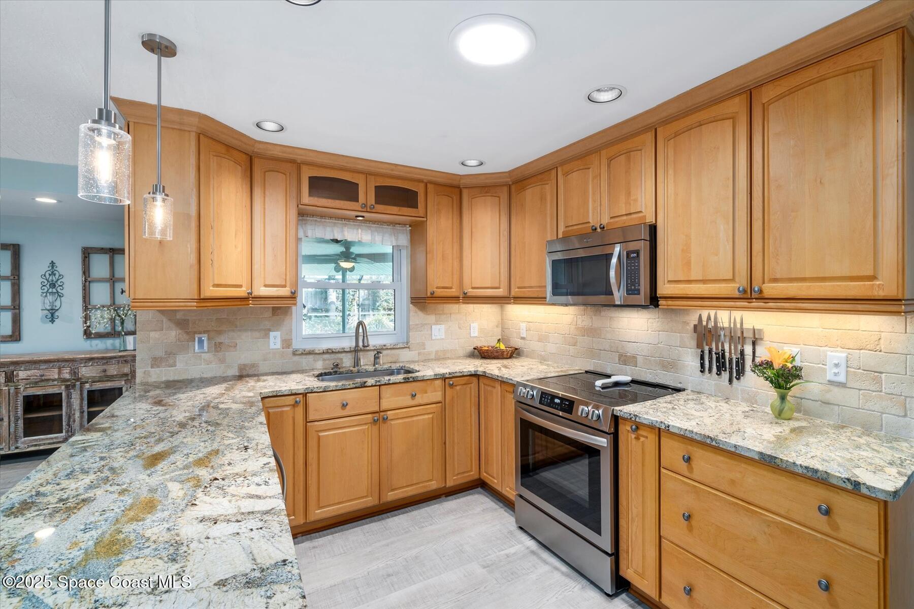 250 Pompano Drive Melbourne Beach, FL 32951 - Photo 17 of 71 59-JMJ09314