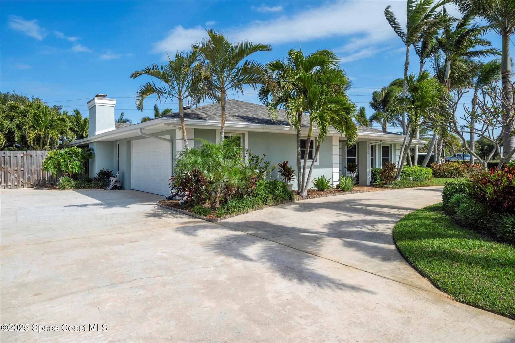 250 Pompano Drive Melbourne Beach, FL 32951 - Photo 6 of 71 45-JMJ09110