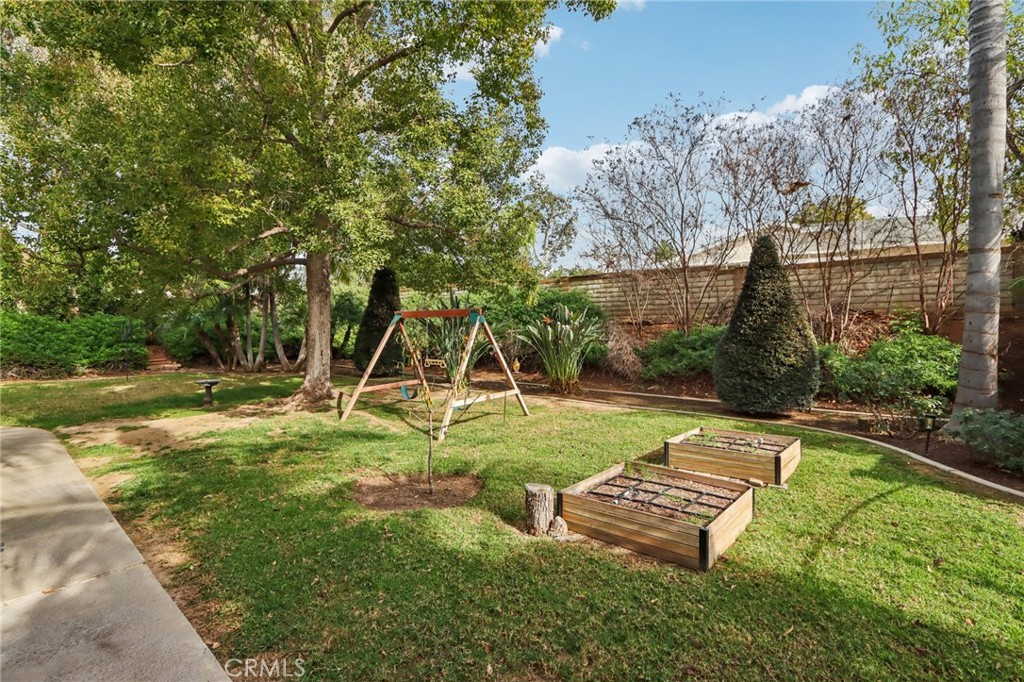 1241 Tiger Tail Drive Riverside, CA 92506 - Photo 28 of 34