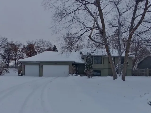 $2,849 | 1503 Palomino Trail, Eagan, MN 55122