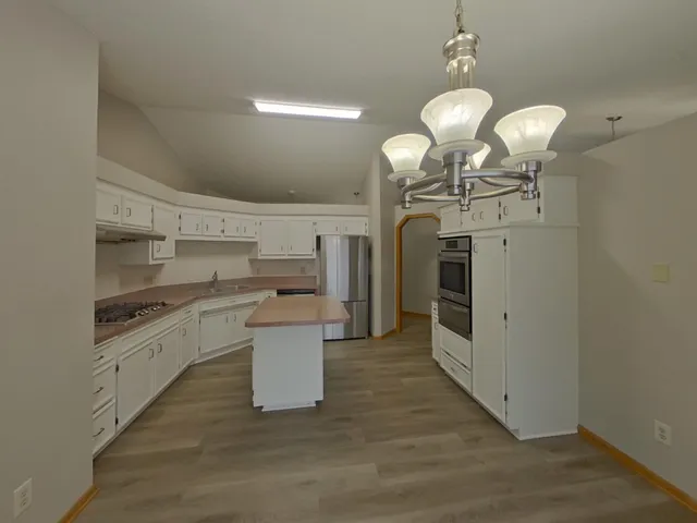 $2,849 | 1503 Palomino Trail, Eagan, MN 55122